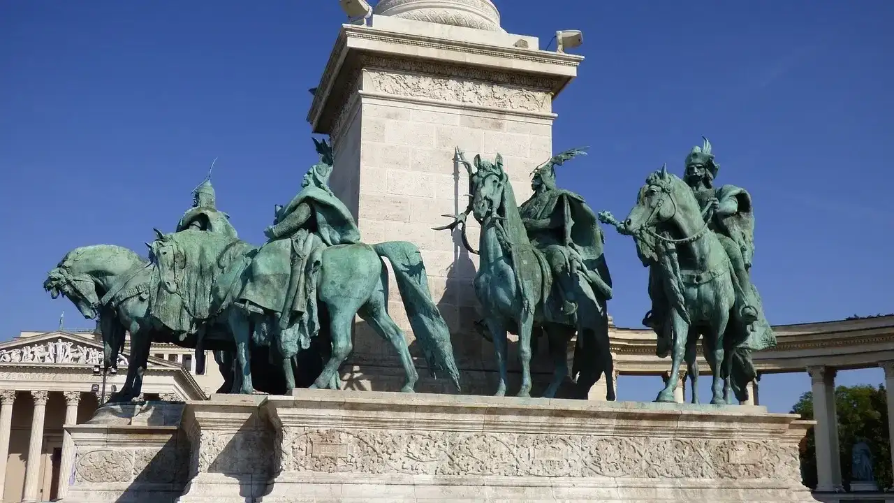 Short city tour in Budapest